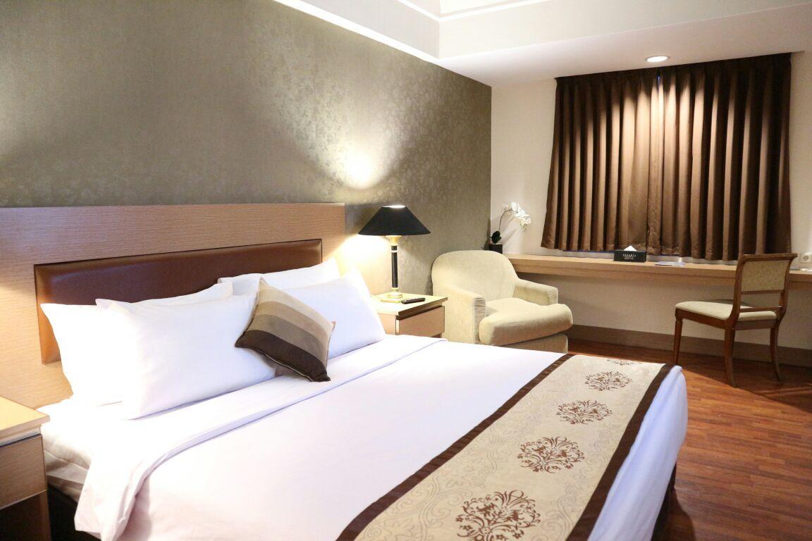 Hotel Horison Arcadia Mangga Dua Yakarta Exterior foto